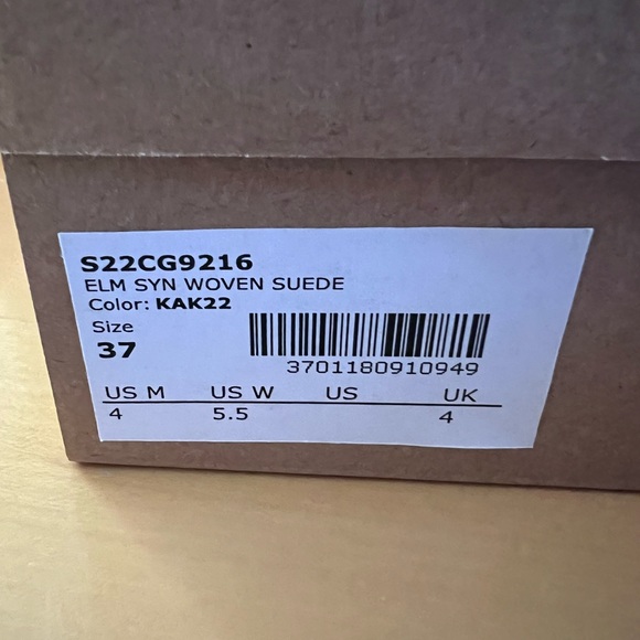 Brand new Faguo sneakers! Olive green with gold sparkles in the shoelaces. - Picture 4 of 5